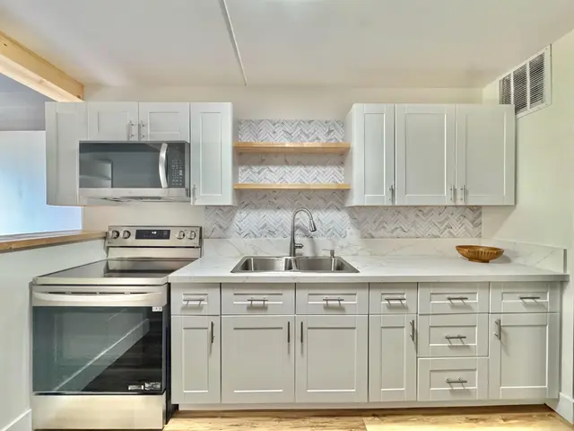 Listing Image for 111 Kahului Beach Rd D321 8 of 22