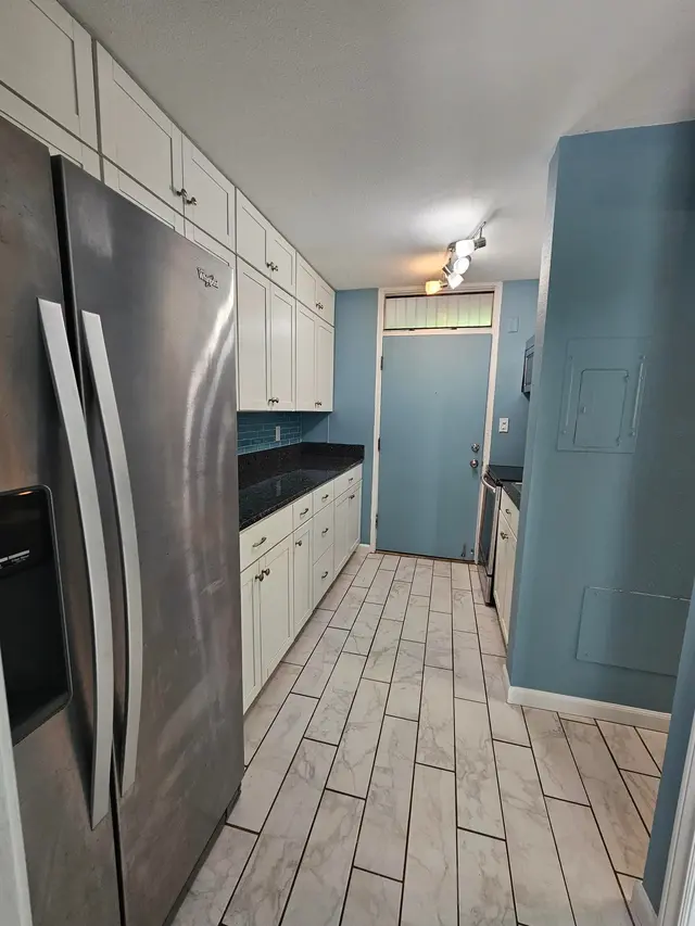 Listing Image for 3660 Lower Honoapiilani Rd 103 5 of 19