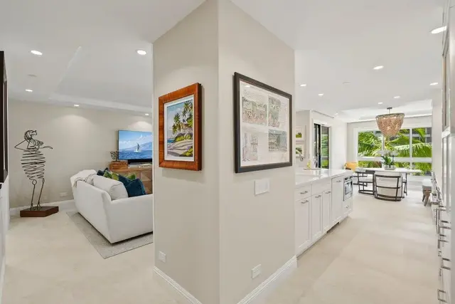 Listing Image for 50 Nohea Kai Dr 1-502 11 of 36