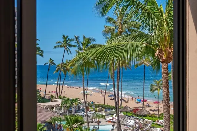 Listing Image for 50 Nohea Kai Dr 1-502 18 of 36