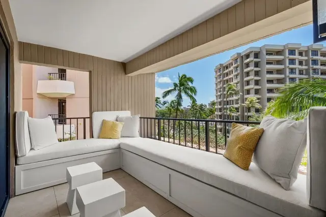 Listing Image for 50 Nohea Kai Dr 1-502 20 of 36