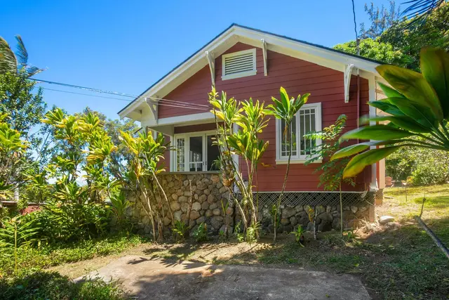 Listing Image for 2595 Ala Olu Pl A 33 of 42