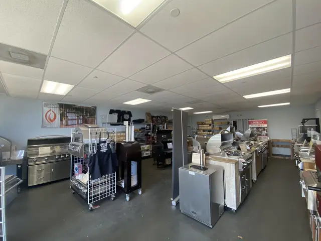 Listing Image for 300 Ohukai Rd 2 of 7