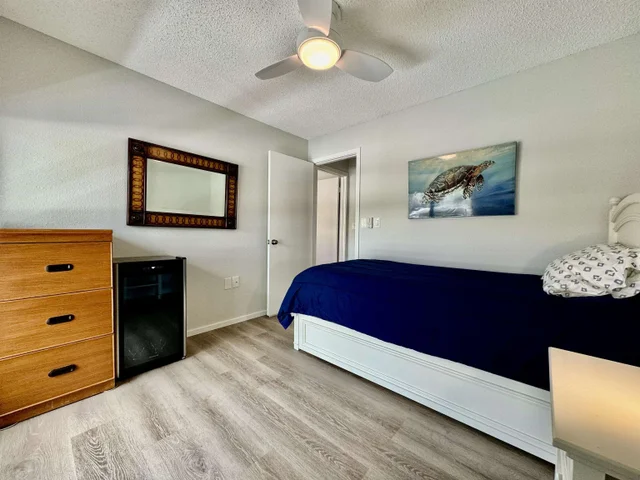 Listing Image for 160 Keonekai Rd 16-202 16 of 31