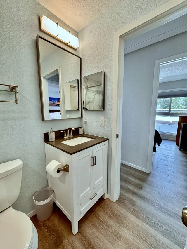 Listing Image for 160 Keonekai Rd 16-202 27 of 31