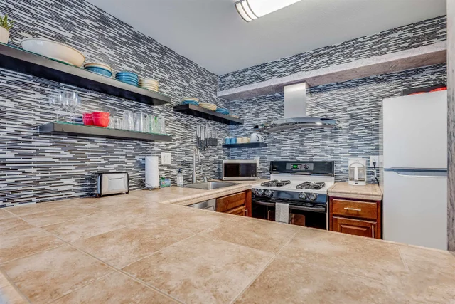 Listing Image for 2531 S Kihei Rd D205 8 of 35