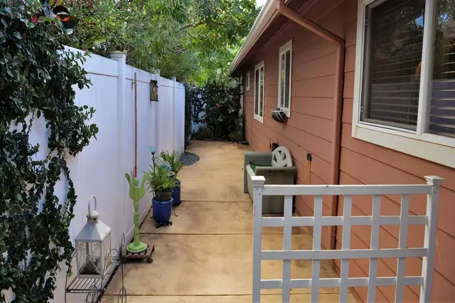 Listing Image for 29 Polale St 19 of 20
