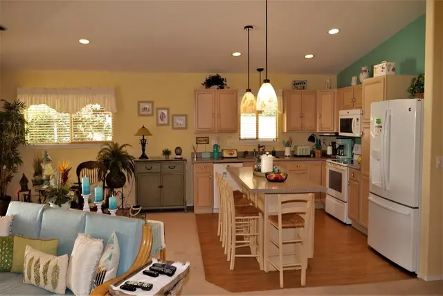 Listing Image for 29 Polale St 5 of 20