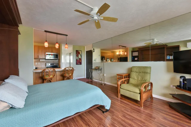 Listing Image for 120 Hui Rd F K 11 40 of 47