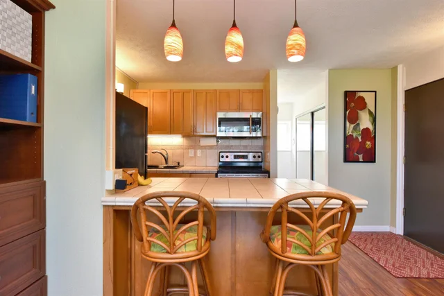 Listing Image for 120 Hui Rd F K 11 8 of 47