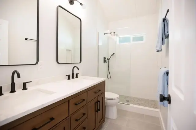 Listing Image for 1042 Ehu Rd A 21 of 33