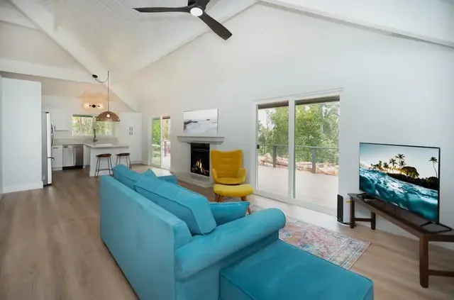 Listing Image for 1042 Ehu Rd A 5 of 33