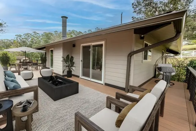 Listing Image for 1042 Ehu Rd A 7 of 33