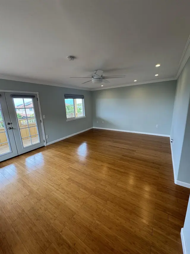 Listing Image for 912 N Niheu Pl 17 of 50