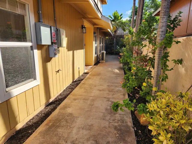 Listing Image for 912 N Niheu Pl 39 of 50