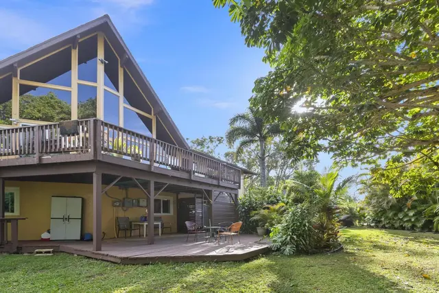 Listing Image for 105 E Kuiaha Rd 1 of 49