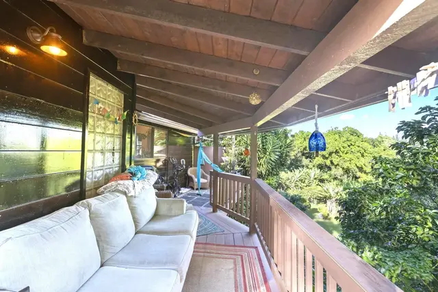 Listing Image for 105 E Kuiaha Rd 17 of 49