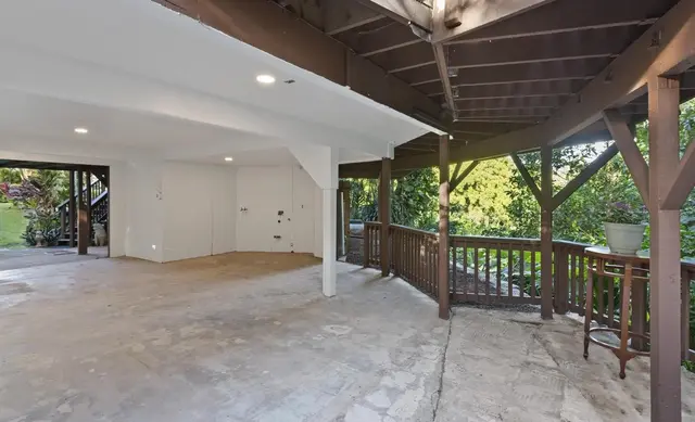 Listing Image for 105 E Kuiaha Rd 20 of 49