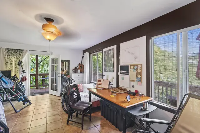 Listing Image for 105 E Kuiaha Rd 32 of 49