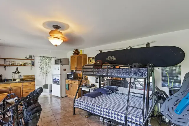 Listing Image for 105 E Kuiaha Rd 33 of 49