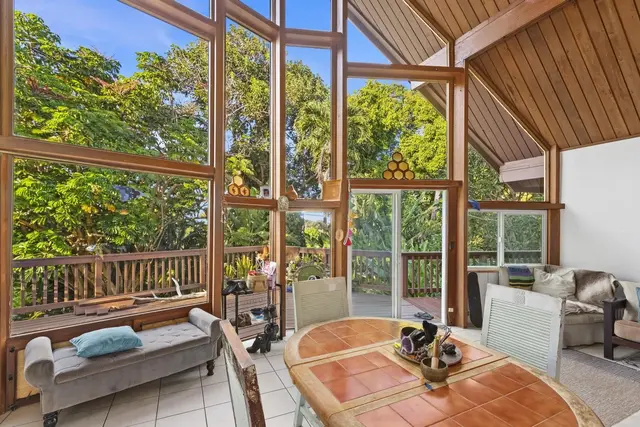Listing Image for 105 E Kuiaha Rd 4 of 49