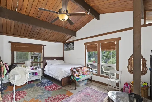 Listing Image for 105 E Kuiaha Rd 42 of 49