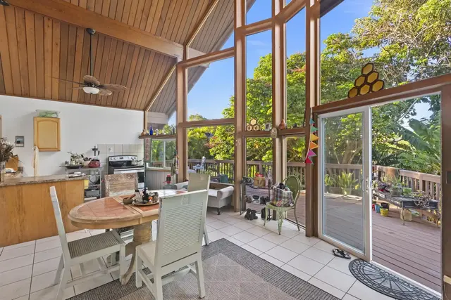Listing Image for 105 E Kuiaha Rd 5 of 49