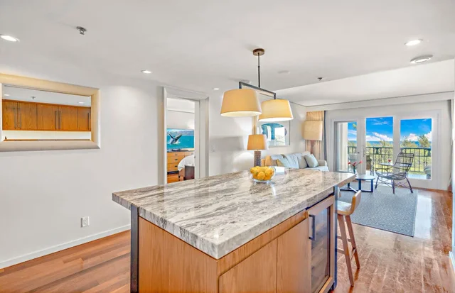 Listing Image for 1 Ritz Carlton Dr 1226-1228 12 of 27