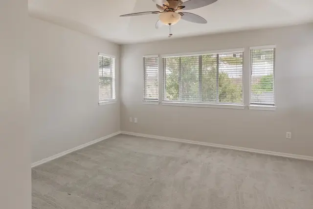 Listing Image for 46 Maunaleo Pl 17 of 23