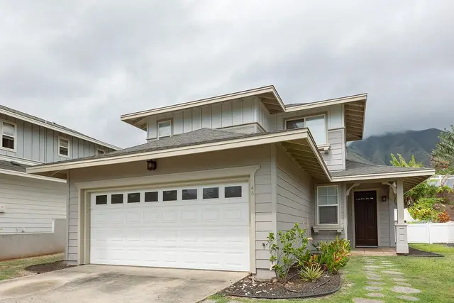 Listing Image for 46 Maunaleo Pl 2 of 23