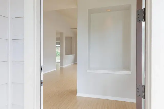 Listing Image for 46 Maunaleo Pl 3 of 23