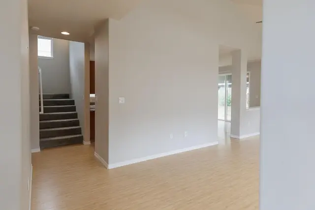 Listing Image for 46 Maunaleo Pl 4 of 23
