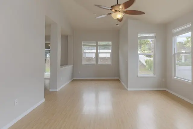 Listing Image for 46 Maunaleo Pl 5 of 23