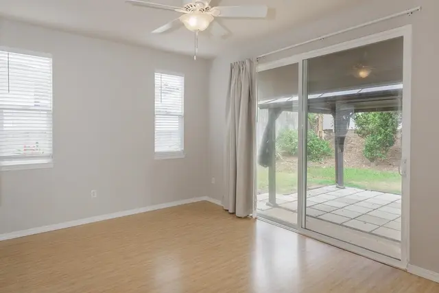 Listing Image for 46 Maunaleo Pl 7 of 23