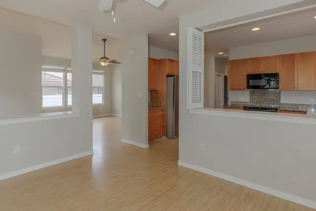 Listing Image for 46 Maunaleo Pl 8 of 23