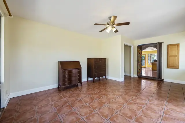 Listing Image for 916 Upalu St 17 of 39