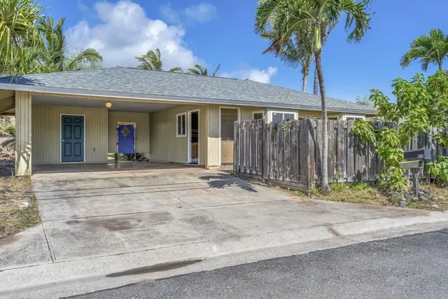 Listing Image for 916 Upalu St 2 of 39