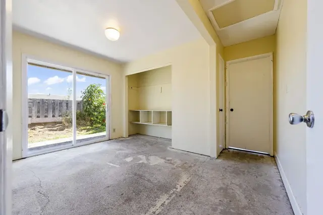 Listing Image for 916 Upalu St 23 of 39