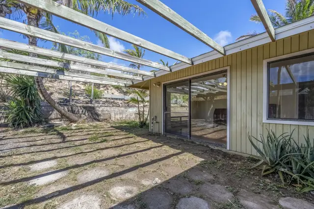 Listing Image for 916 Upalu St 37 of 39