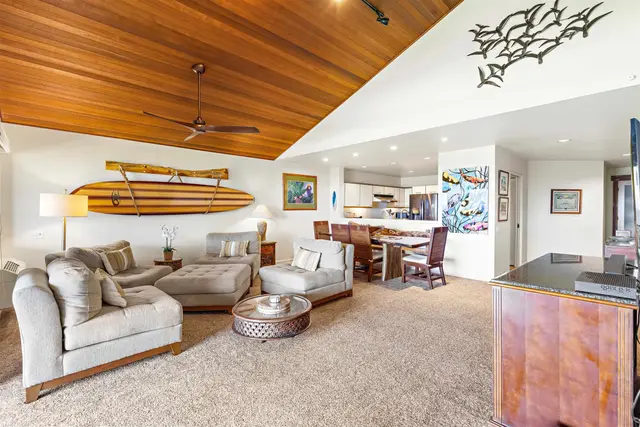 Listing Image for 50 Puu Anoano St 1004 11 of 38