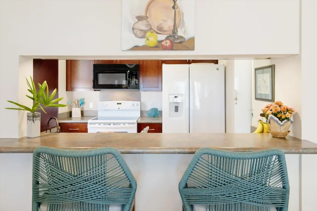 Listing Image for 143 Hoowaiwai Loop 2804 11 of 39