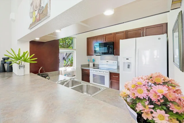 Listing Image for 143 Hoowaiwai Loop 2804 13 of 39