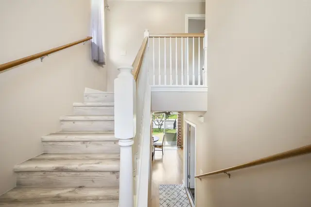 Listing Image for 202 Alake St 16 of 45