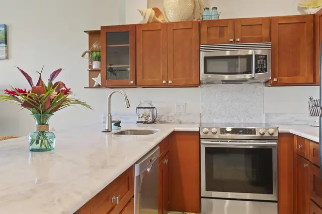 Listing Image for 5295 Lower Honoapiilani Rd B21 17 of 37