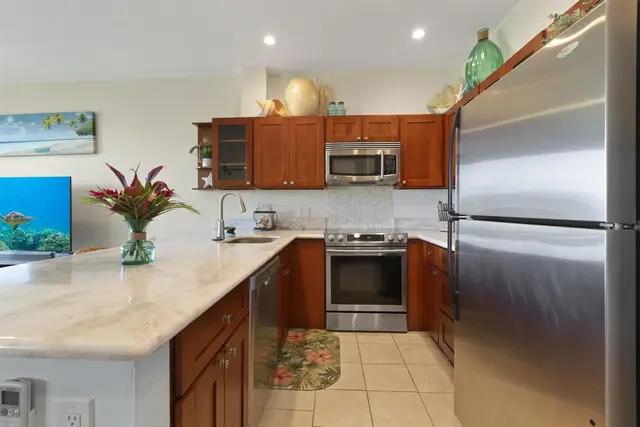 Listing Image for 5295 Lower Honoapiilani Rd B21 18 of 37