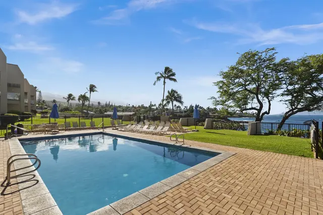 Listing Image for 5295 Lower Honoapiilani Rd B21 29 of 37