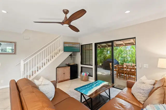 Listing Image for 24 Puamelia Pl 24-4 14 of 49