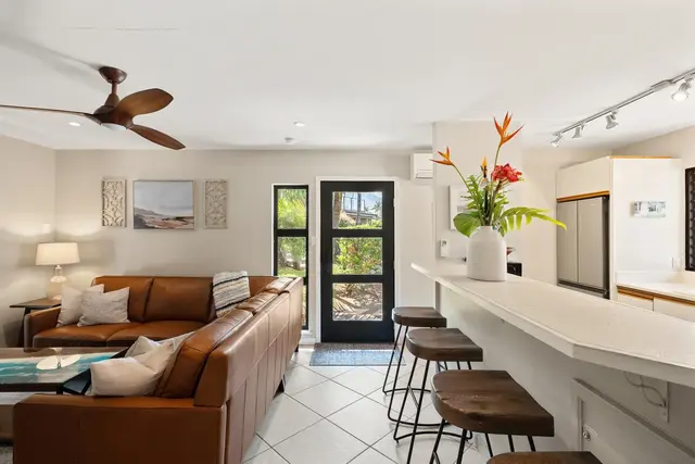 Listing Image for 24 Puamelia Pl 24-4 17 of 49