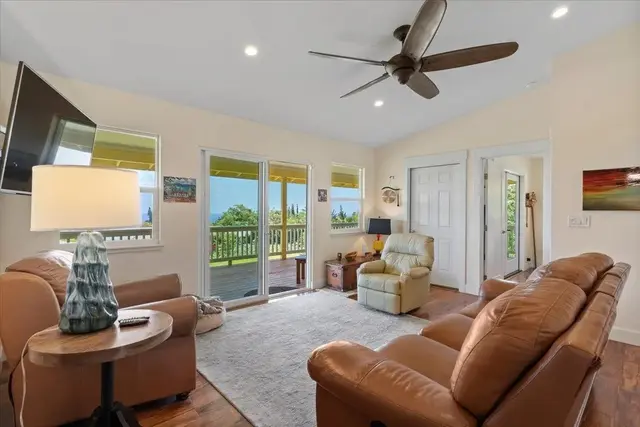 Listing Image for 139 Pauwela Rd 15 of 42