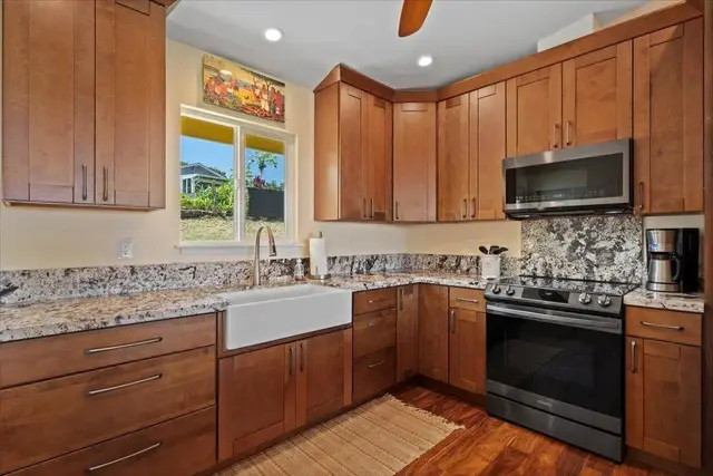 Listing Image for 139 Pauwela Rd 6 of 42